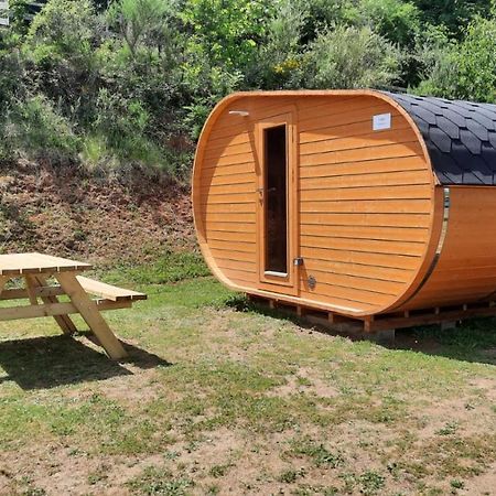 Camping De Nevers Exteriör bild