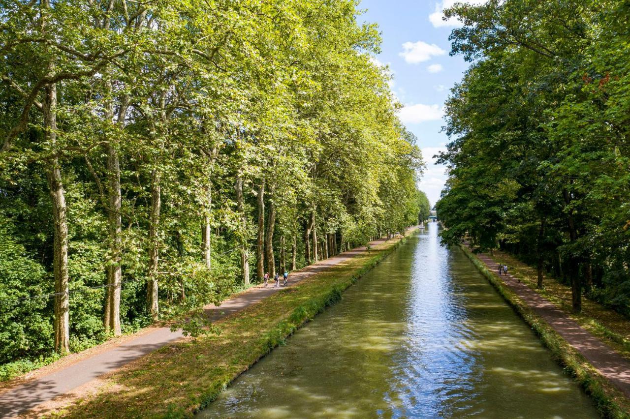 Camping De Nevers Exteriör bild