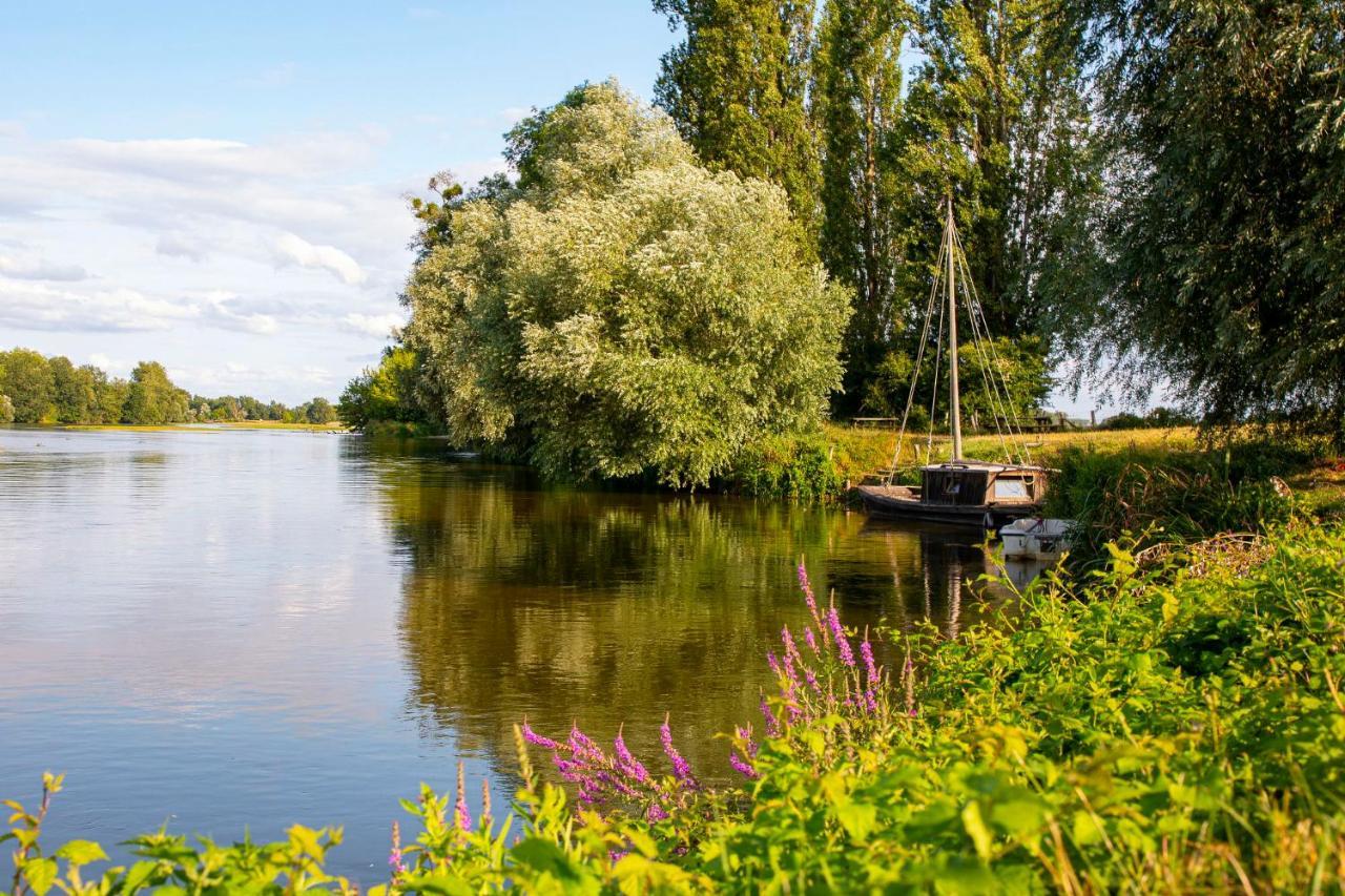 Camping De Nevers Exteriör bild